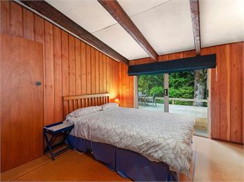 Te Kuru Cabin (Bachcare) - Pukawa Bay