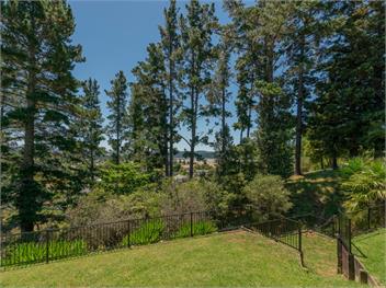 Treetop Bach (Bachcare) - Whangamata