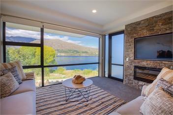 Lake View Villa (Bachcare) - Queenstown