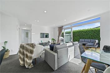 Treasure on Tuscan (Bachcare) - Martinborough