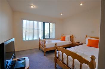 Frankton House (Bachcare) - Queenstown