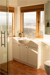 Kakariki Ecostay - stunning views - Christchurch