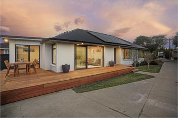 Private, 4BR, Family-Friendly Home and Garden, Free Parking near Airport - Christchurch