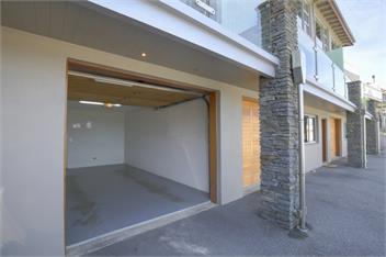 Diamond Villa, Central Location, Garage - Queenstownn