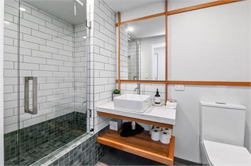 Lake Terrace Lodge - Award Winning Luxury Home - TAUPO