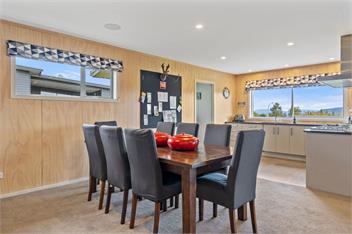 Lake Life Kinloch (Bachcare) - Taupo