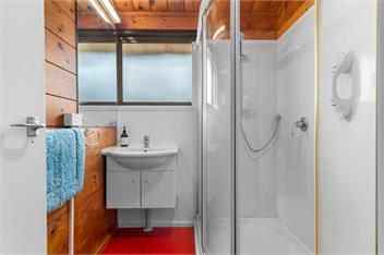 Waterfront Charm (Bachcare) - Snells Beach