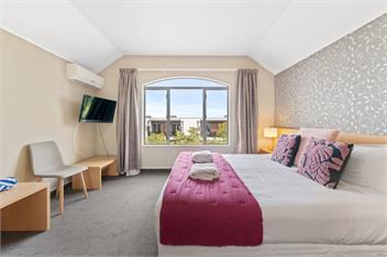 Heart of Taupo Apartment - By Town & Lake! - Taupo