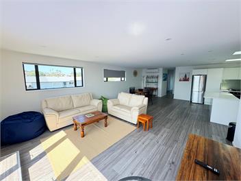 Seabreeze Top Apartment - Auckland
