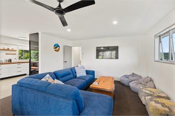 Sunny Paihia Retreat with BBQ, Spa and Pool - Paihia