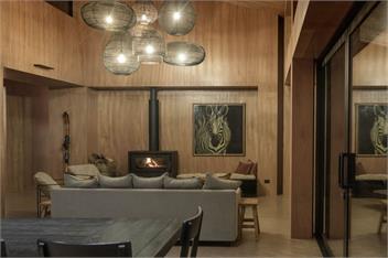 Lakefront Luxury at Okere Falls Lake Rotoiti - Rotorua