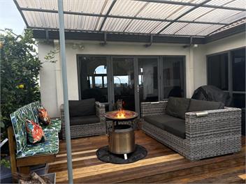 Stunning Manly Beach Holiday Home with Panoramic Sea Views -