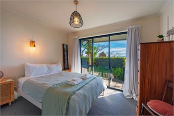 Moana Escape - Tasman Bay Views, Pool, Spa & Sauna - 