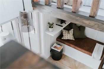Kanuka Terrace - The Little Black House -