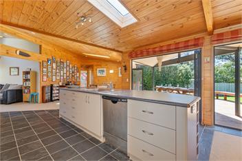The Holiday Hideaway (Bachcare) - 