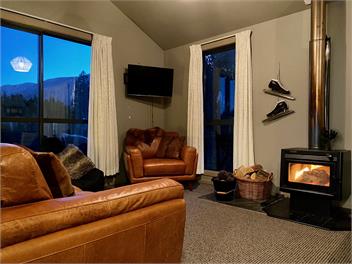 Snowshoe Cottage - McKenzie
