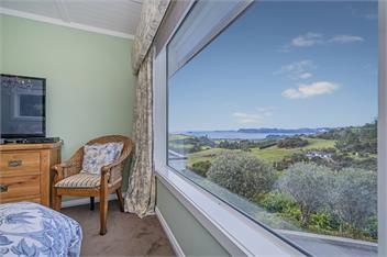 The Tui Suite - Bayview Valley Lodge - Whitianga