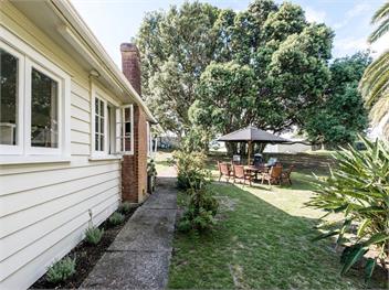 Onetangi Beach Cottage (Bachcare) - Onetangi