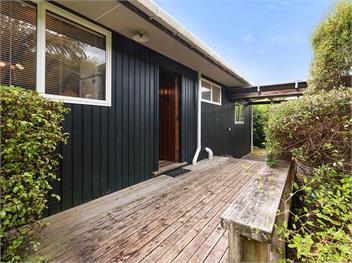 Te Kuru Cabin (Bachcare) - Pukawa Bay