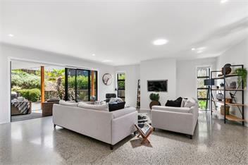 Stylish Villa Escape (Bachcare) - Matakana Village