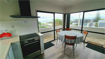Family Fun by the Beach - Waihi Beach