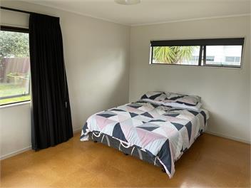 Sunrise Beach Home - Tauranga