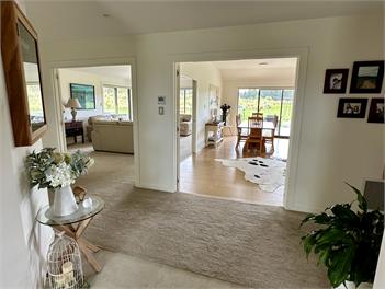 Beautiful Country Retreat in the City - Dunedin