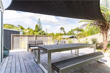 Pearls Embrace (Bachcare) - Mangawhai Heads