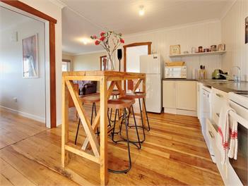 Hosts on the Coast Waihi Beach Home by the Sea - Waihi Beach