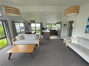Relax at Pauanui (Bachcare) - Pauanui