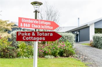 Glenbervie Cottages - Totara Cottage - Whangarei