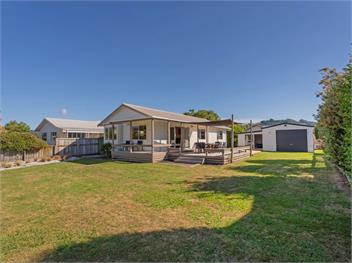 Nest by the Beach (Bachcare) - Cooks Beach