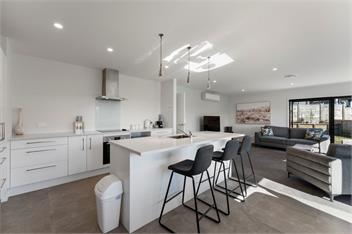 Holiday Hub - Taupo - Taupo