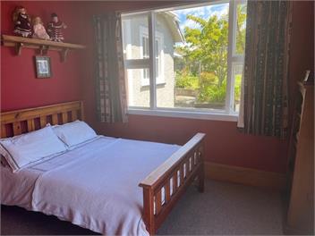 3 Bedroom Victorian Villa with Sea Views - OAMARU 