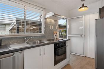 Huia Cottage (Bachcare) - Taupo