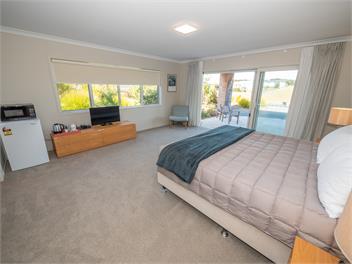 Aurora Studio 1 - Northland