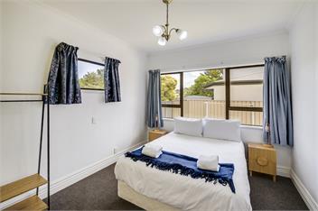 Charming on Cambridge - Taradale - Napier