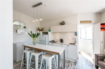 Oneroa Central - Waiheke Island