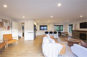 Arrowtown Gem | Stylish Escape | Prime Location - 
