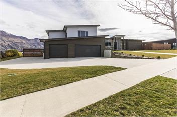 Peninsula Bay Luxury Retreat - Wanaka