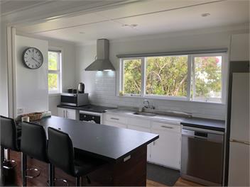 Gisborne Point Cottage - Rotorua 