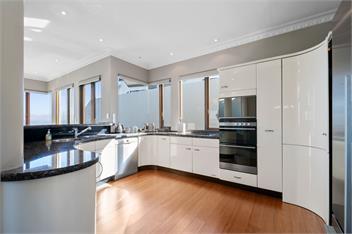 Lake Front Luxury  - Taupo
