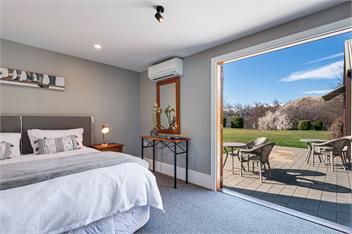 Manata House & Lodge - Queenstown