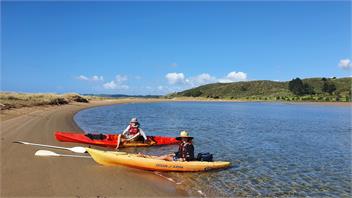 Magic Cottage - secluded and chic romantic retreat - *ROMANTIC PACKAGES!* - Kerikeri