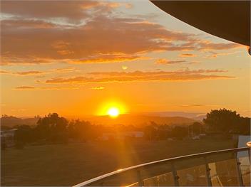 Sunrise, Seaviews and BBQs (Bachcare) - Papamoa