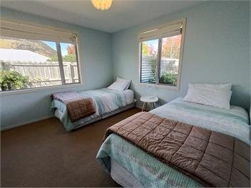 MT IRON DRIVE - 4 BEDROOM - Wanaka