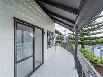Whanga Bach (Bachcare) - Whangamata