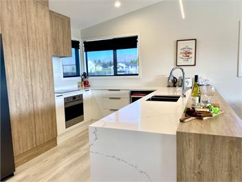 Four Lakes Retreat - Twizel