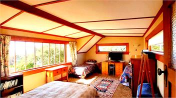 Montrose Pet Friendly Heritage Beach House - Dunedin