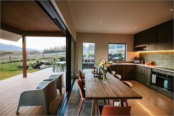 Ranger's Retreat | Stunning Mountain Views | Rural Location | Outdoor Fireplace - Wanaka